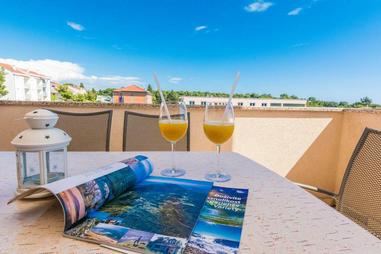 Apartments Blandona Biograd Na Moru Exterior photo